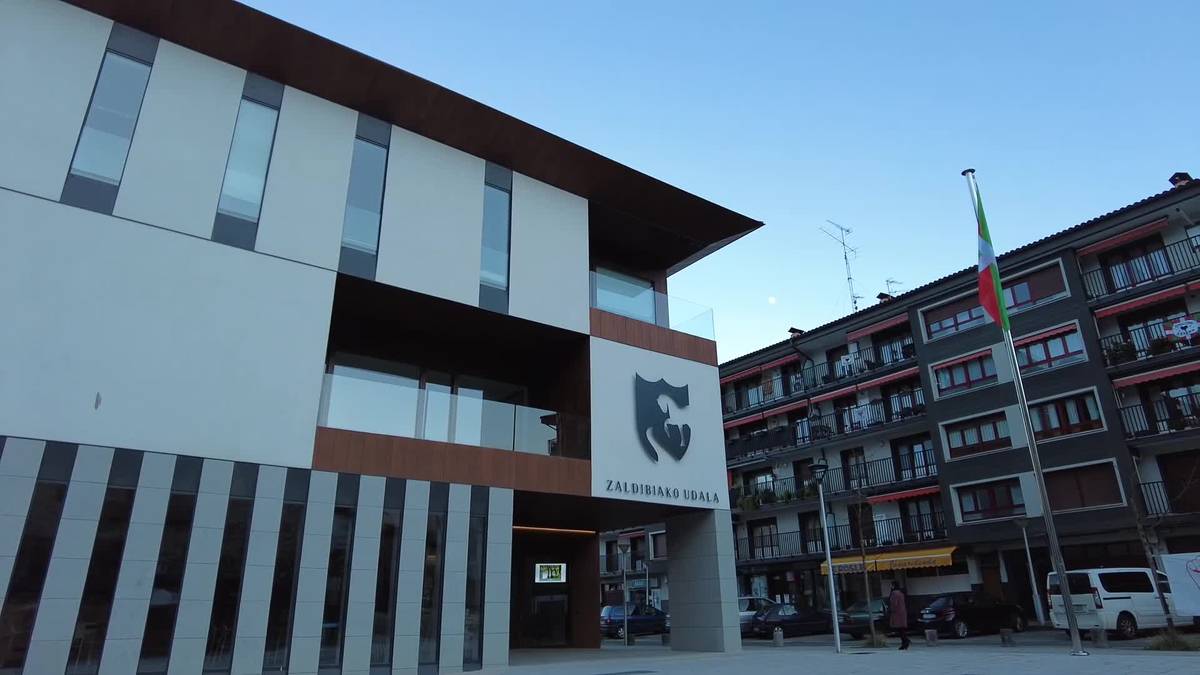 Zaldibiako Udalak eskola-garraioa bermatzea eskatu dio Eusko Jaurlaritzari
