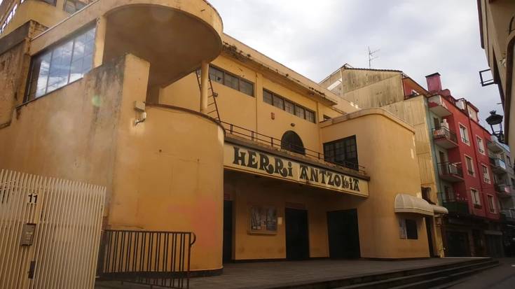 Herri Antzokia Kultura Ondasun izendatzeko bidea ireki dute