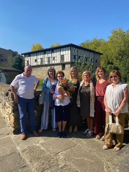 Angeles Oteo Garrido beasaindarrak 101 urte bete ditu