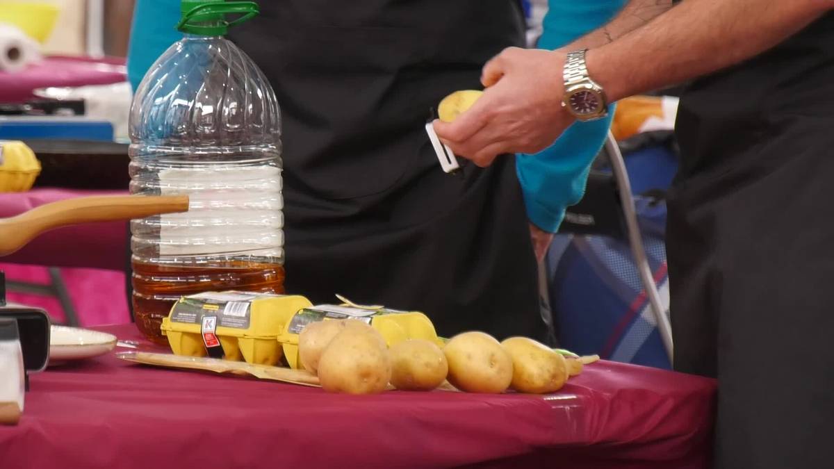 Larunbatean, Alde Zaharra Dantzan ekimenaren baitan, patata tortilla lehiaketa ospatu zen Plaza Nagusian