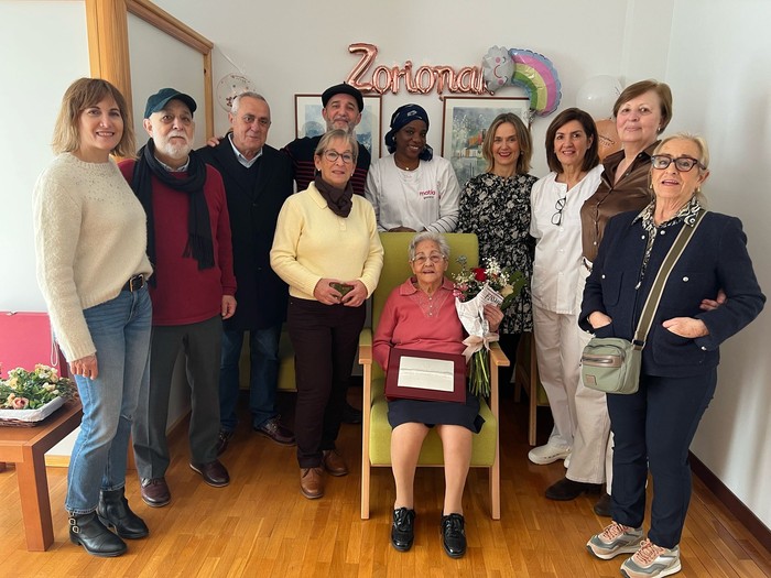 Carmen Castrodeza Velasco beasaindarrak 100 urte bete ditu