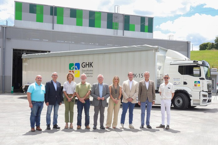 Lehen kamioi elektrikoa Sasietan