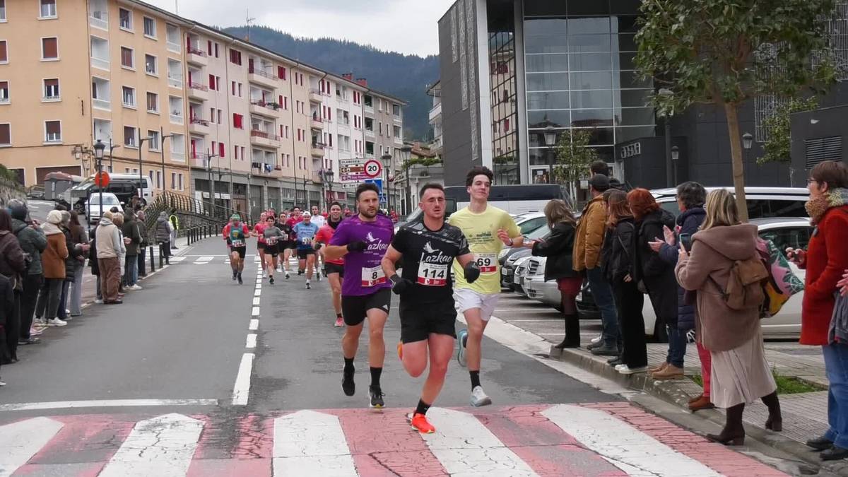 Lazkaoko XIII. Sansilbestrea ospatu dute goizean