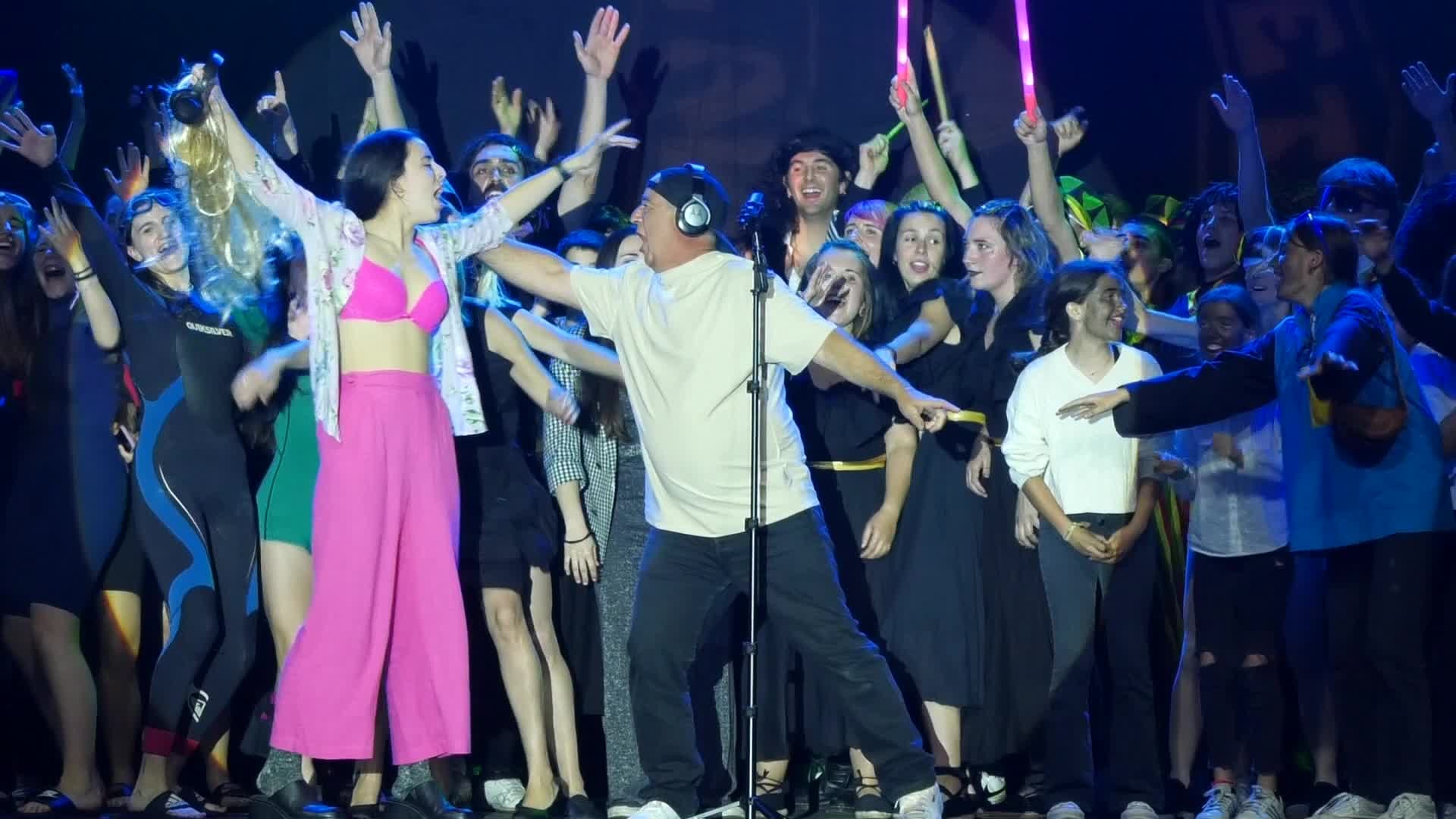 Zabaldu dute Legorretako play-backean parte hartzeko izen-ematea